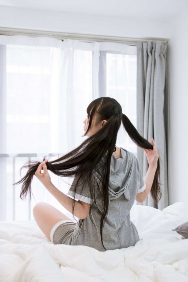 韩国童颜美女